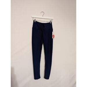 Hot kiss NWT scrunchy butt lace up athletic leggings women's size medium (A13)